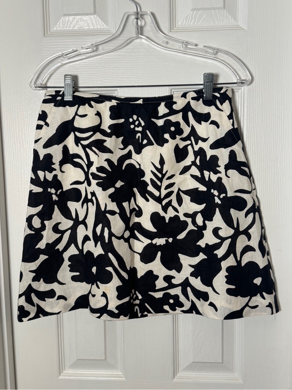 Island Republic Black White Floral 100% Linen A-Line Mini Skirt Lined Size 4
